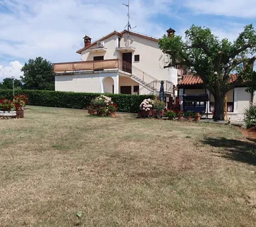 Kuća: Višnjan, 515 m2, stambeno poslovna namjena - cover