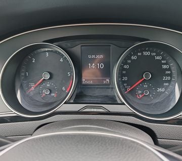 VW Passat Variant 1,6 TDI BMT DSG, 2015 g , 225000km - cover