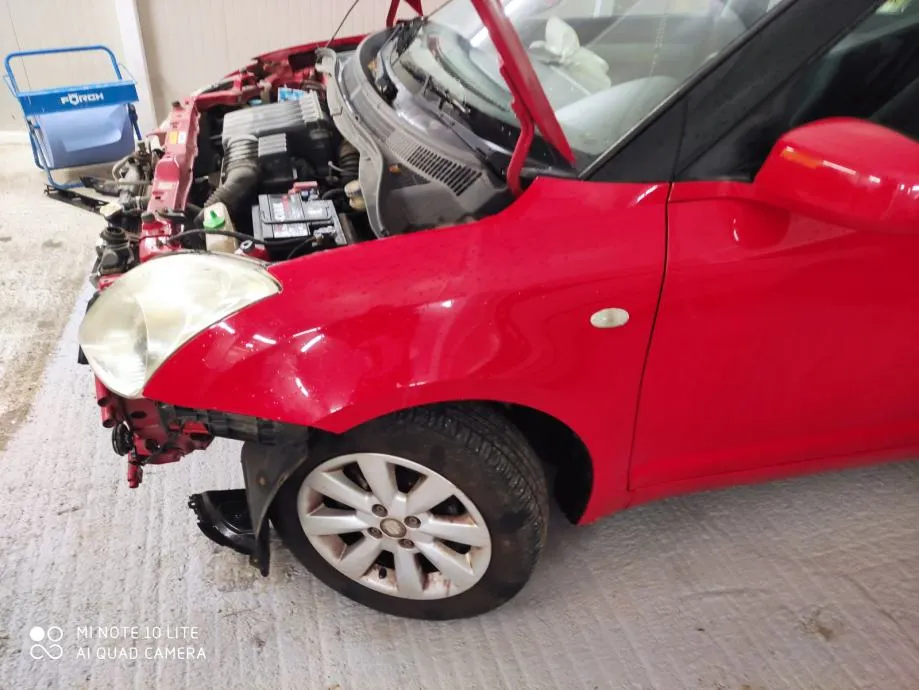 SUZUKI SWIFT 2007 PREDNJI LIJEVI BLATOBRAN - cover