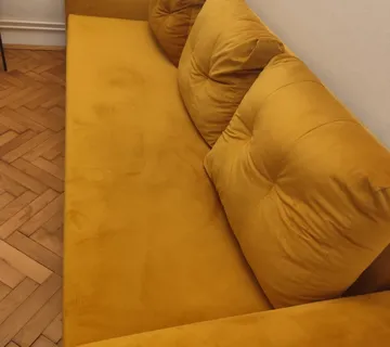 HITNO! Prodaje se trosed – odlična prilika! - cover