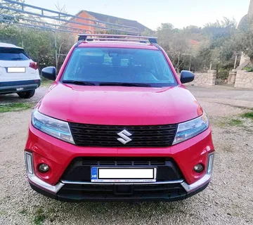 Suzuki Vitara 2020. god GL-hibrid, 1 vlasnik, uredna servisna povijest - cover