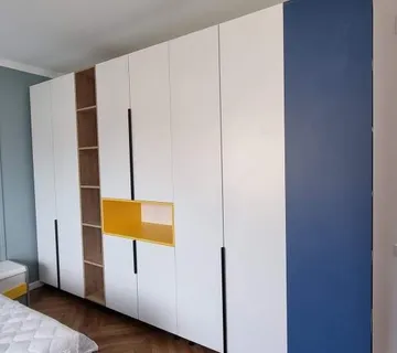 Garderobni ormar - cover