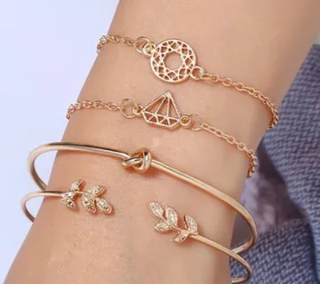 Komplet narukvica Sapphire - 4 različitih narukvica - cover