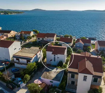 Apartmani Barbarella - cover