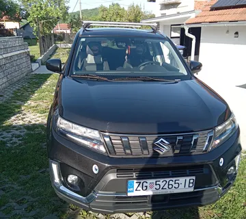 Suzuki Vitara 1.4 hybrid - cover