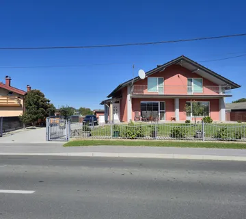 Obiteljska kuća u Svetom Martinu na Muri - cover