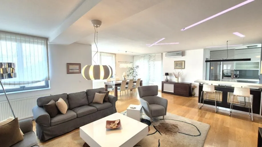 Stan: Zagreb (Maksimir), 135.00 m2 BEZ PROVIZIJE ZA NAJMOPRIMCA - cover