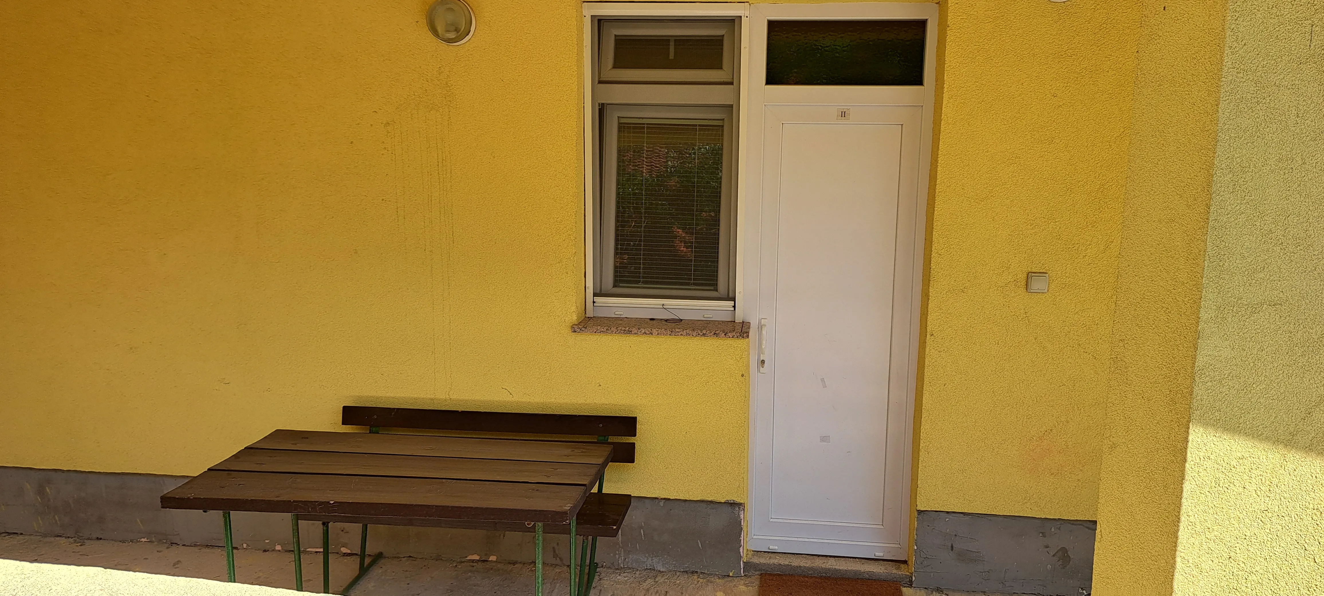 Studio apartman Novalja - cover