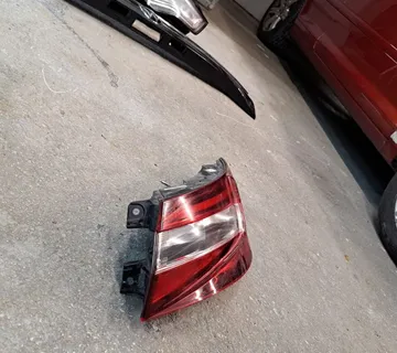 ŠKODA SUPER 2018 ZADNJA DESNA LAMPA - cover