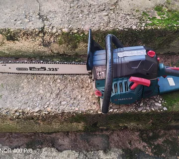 Motorna pila Parkside - cover