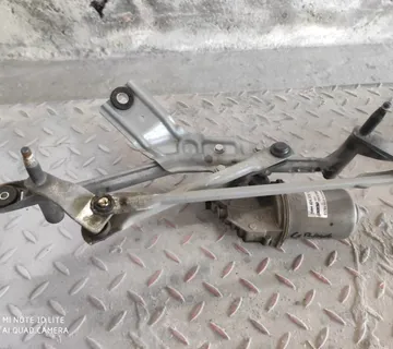 FIAT GRANDE PUNTO 2007 POLUGE BRISAČA SA MOTOROM - cover