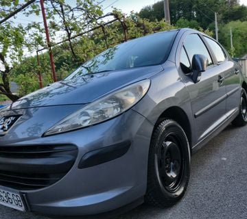 Peugeot 207 - cover