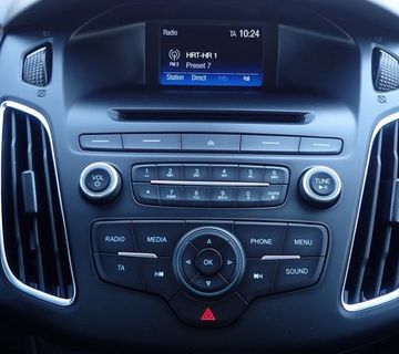 Ford Focus 1.0 GTDI Powershift, 11.560,00 € - cover