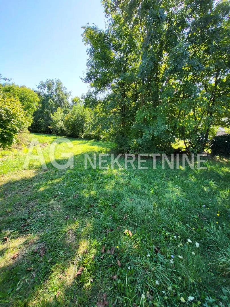 Jušići, prodaja građ.terena,3100m2 - cover