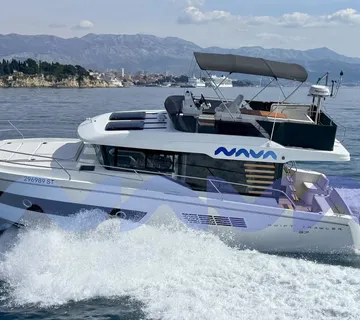 SWIFT TRAWLER 37 - PREMIJERA 2026 - cover