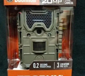 Lovačka kamera 20MP Bushnell Aggressor Low-Glow - cover