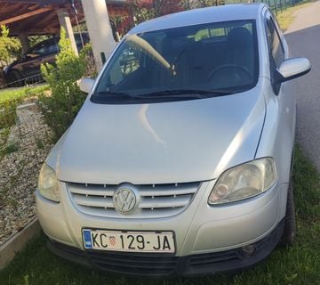 VW Fox 1,2 - cover