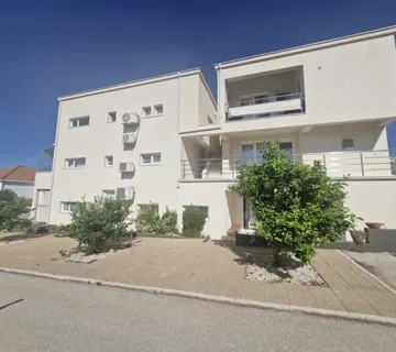 Moderan stan u Cavtatu, 77 m2 + VRT + BAZEN (prodaja) - cover