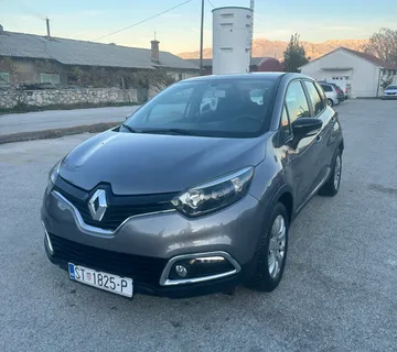 Renault Captur 1,5 dCi EDC automatik - cover