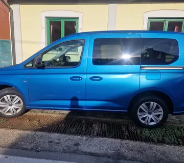 Prodajem  rabljeni auto - cover