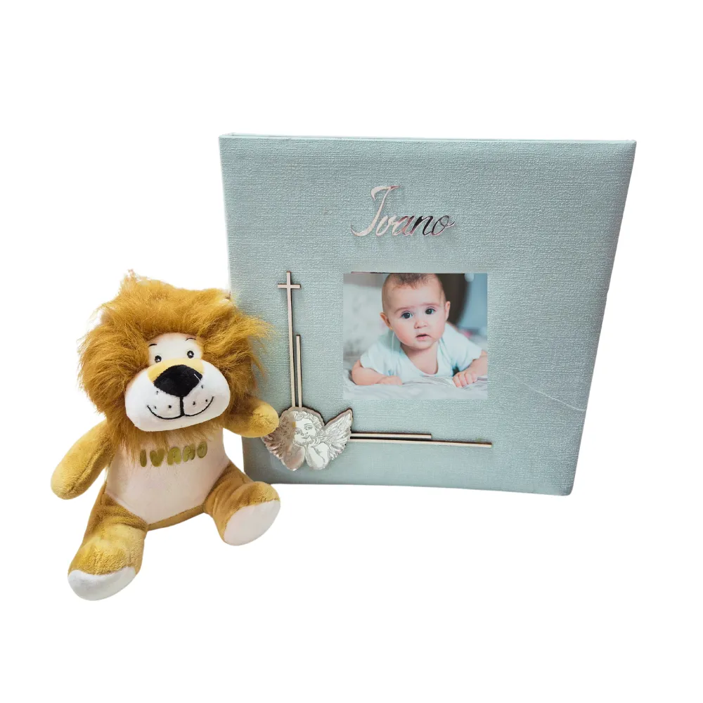 Personalizirani album i plišana igračka za dječaka - cover