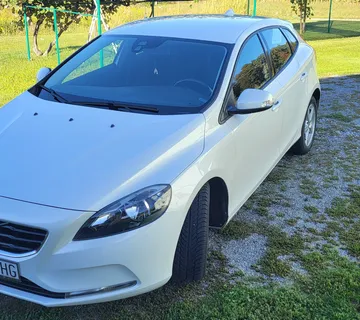 VOLVO V40 1.6 D2 - cover