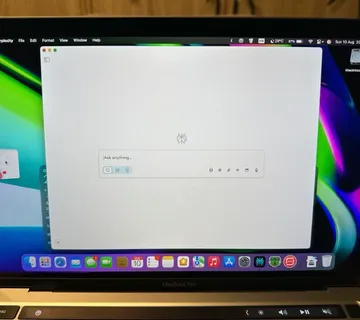 Apple MacBook Pro 13” M2 8/512 SPG - cover