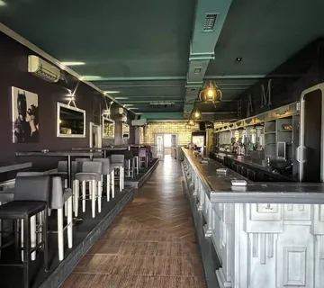 Poslovni prostor: Karlovac - korzo 400 m2 (prodaja) - cover