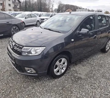 Dacia Sandero 0,9 TCe 90ks*Klima*Navigacija* - cover