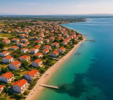 Privlaka – 1500 m², 220 m od mora, idealno za investitore - cover