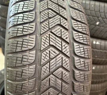 Zimske gume Pirelli Scorpion Winter 215/65R17 / 4 komada - cover