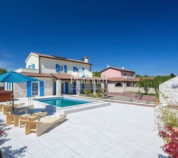 ISTRA, VILLA SA BAZENOM, TOP !!!! (prodaja) - cover