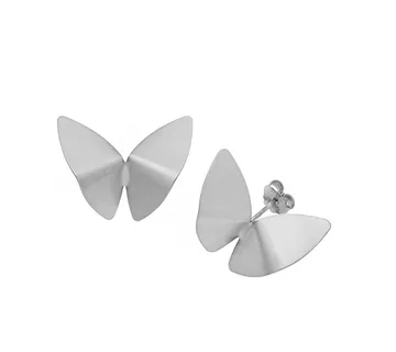 Leptir naušnice - cover