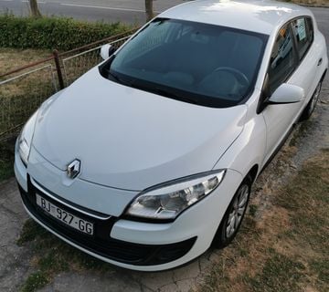 Renault Megane 1.5 dci reg. 1g., KLIMA, NOVE GUME, ODLIČAN SAMO 3950 € - cover
