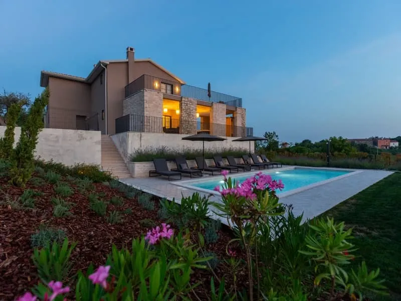Villa Istriana - cover