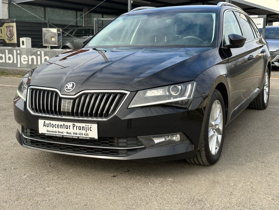 Škoda Superb Combi 2,0 TDI STYLE XENON,Led,NAVIGACIJA SERVISNA u PDV u (12)