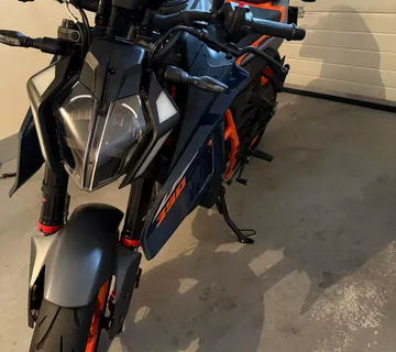 Ktm Duke 390 (2024) - cover