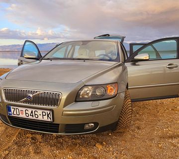 Prodajem dobar auto po povoljnoj cijeni - cover