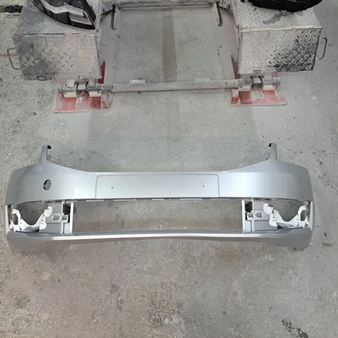 ŠKODA OCTAVIA 12-prednji branik - cover