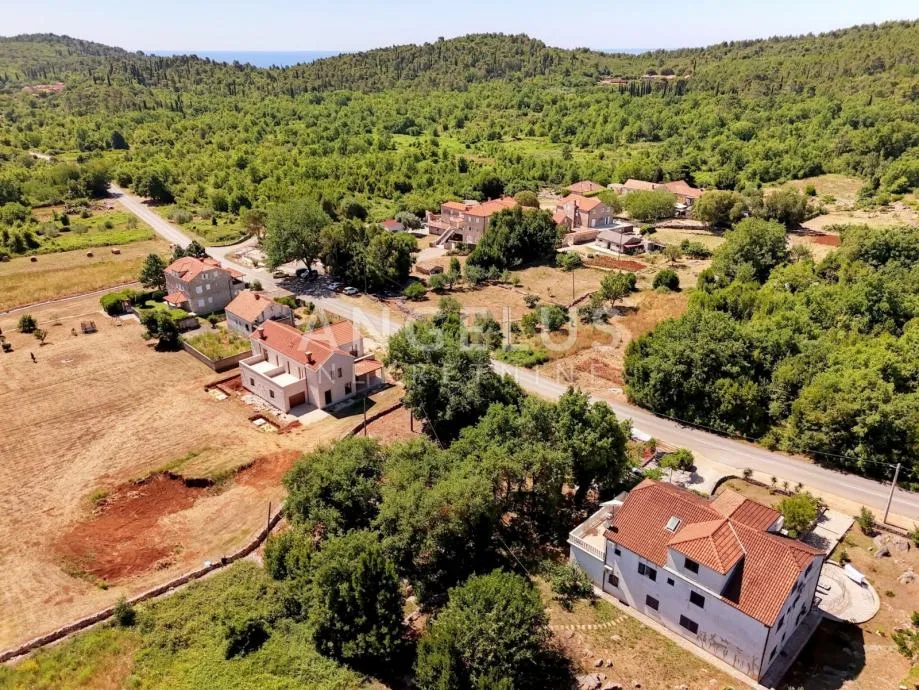 Konavle, Popovići - građevno zemljište na mirnoj lokaciji – 820 m2 - cover
