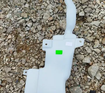 SUZUKI SX4 2006-2014 POSUDA VODE BRISAČA - cover