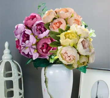 Buket od umjetnog cvijeća - cover