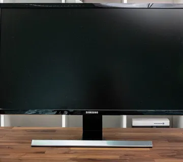 Samsung 4K LED 71,1 cm (28") 3840x2160 pix,16:9. 1ms, AMD FreeSync - cover