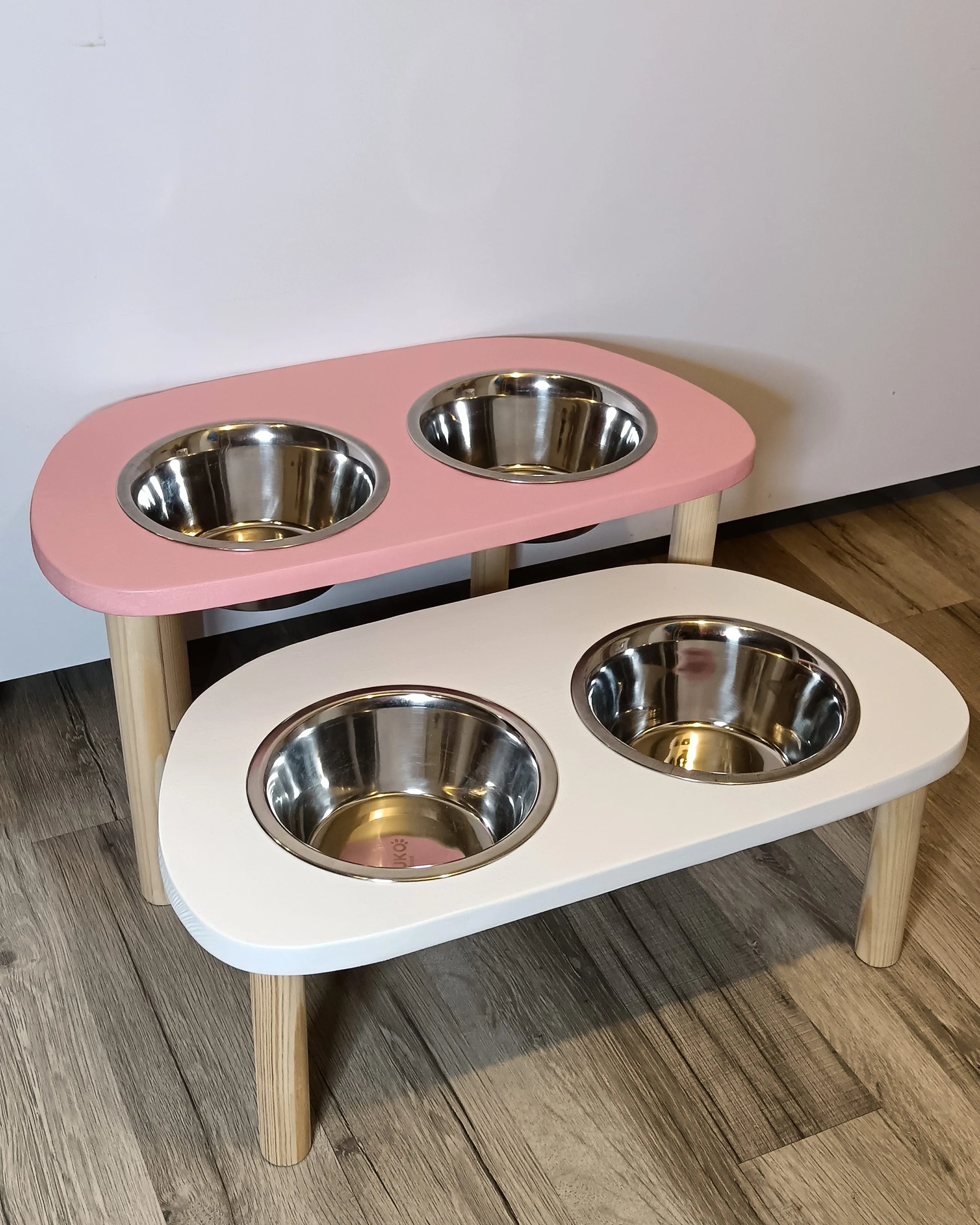 Povišene hranilice za pse i mačke - cover