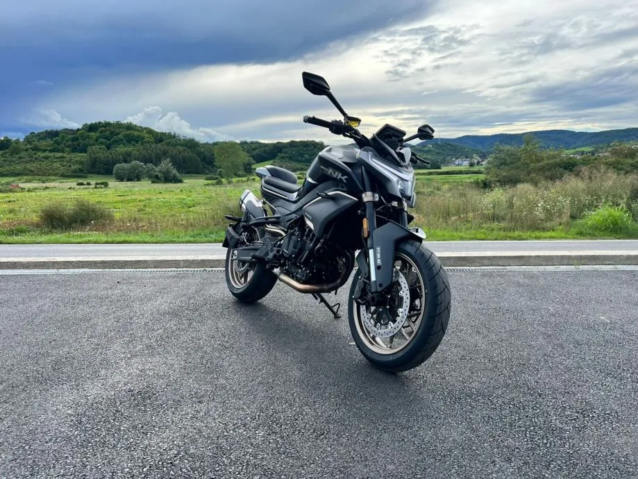 CFMOTO 800NK, NOVO, DOSTUPNO VIŠE BOJA, 2025 god. - cover