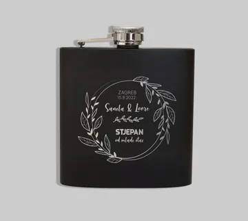 Personalizirana crna mat pljoska za vjenčanje – za posebne uzvanike - cover