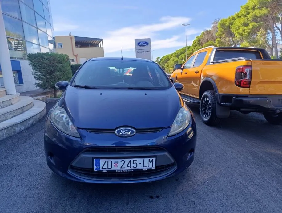Ford Fiesta 1,6 - cover