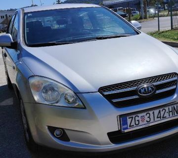 Kia Ceed (cee'd) 1,6 CRDi LX  - cover