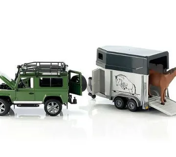 Bruder auto Land Rover + prikolica za konje - cover