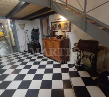 Medveščak, 4 sobe, 115m2, vrt, podrum, 1 VPM (prodaja) - cover